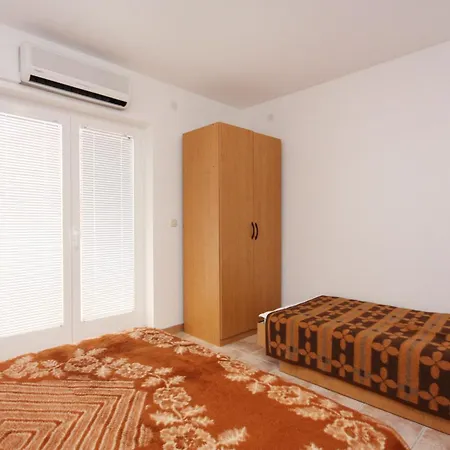 Apartments With A Parking Space Jezera, Murter - 5107 Apartment *