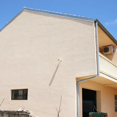 Apartments With A Parking Space Jezera, Murter - 5107 Apartment *