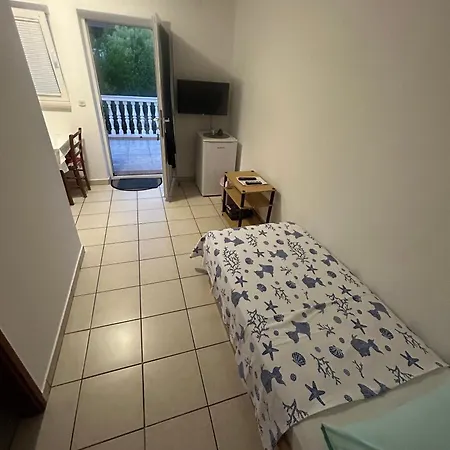 With Parking Space Jezera, Murter - 5107 Apartamento Jezera