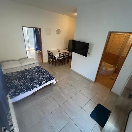 Apartman With Parking Space Jezera, Murter - 5107