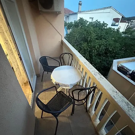 With Parking Space Jezera, Murter - 5107