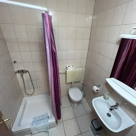 Apartamento With Parking Space Jezera, Murter - 5107