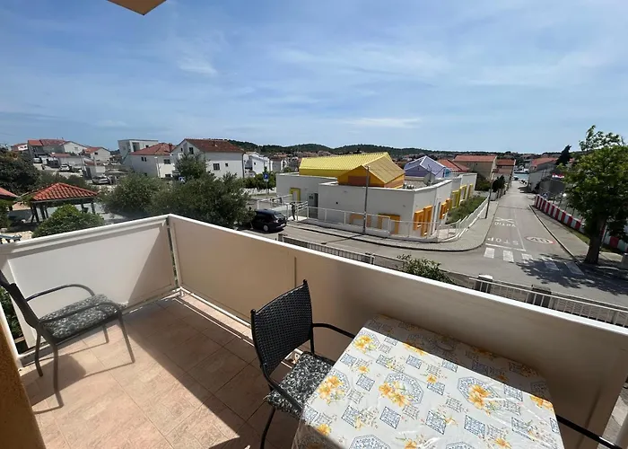 Apartamento With Parking Space Jezera, Murter - 5107 *