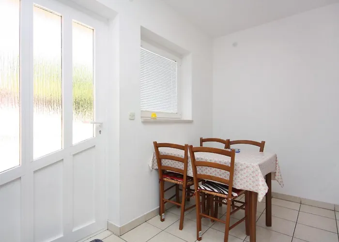 With Parking Space Jezera, Murter - 5107