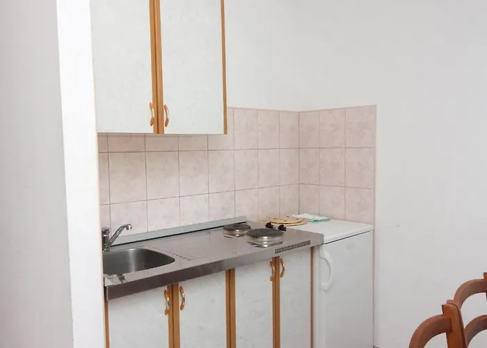 Apartamento With Parking Space Jezera, Murter - 5107 Jezera